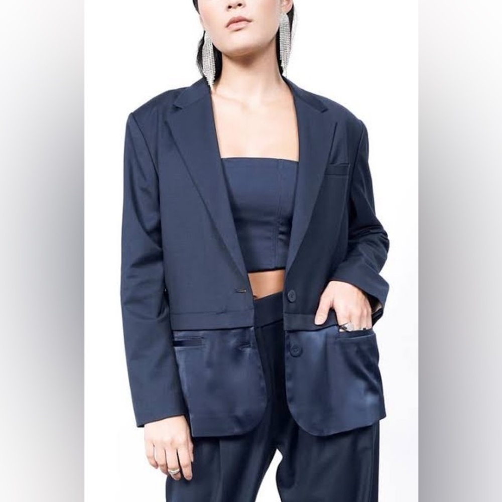 Wildfang The Empower Convertible Blazer NWOT (blue)